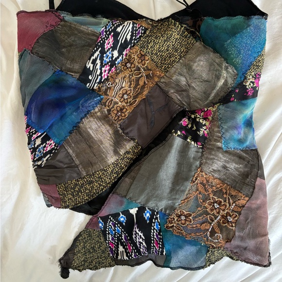 Vintage patchwork asymmetrical top with beads - Picture 3 of 5